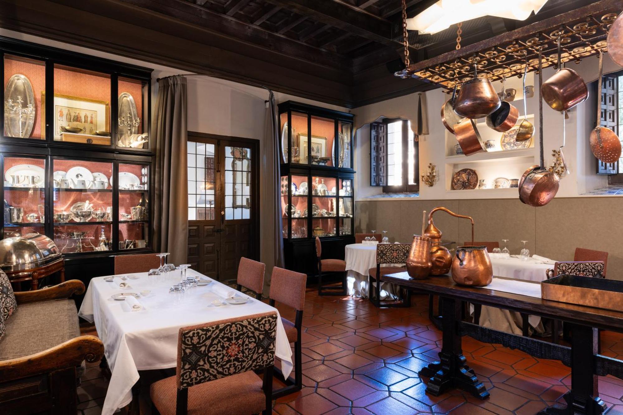 Parador De Alcalá de Henares Kültér fotó